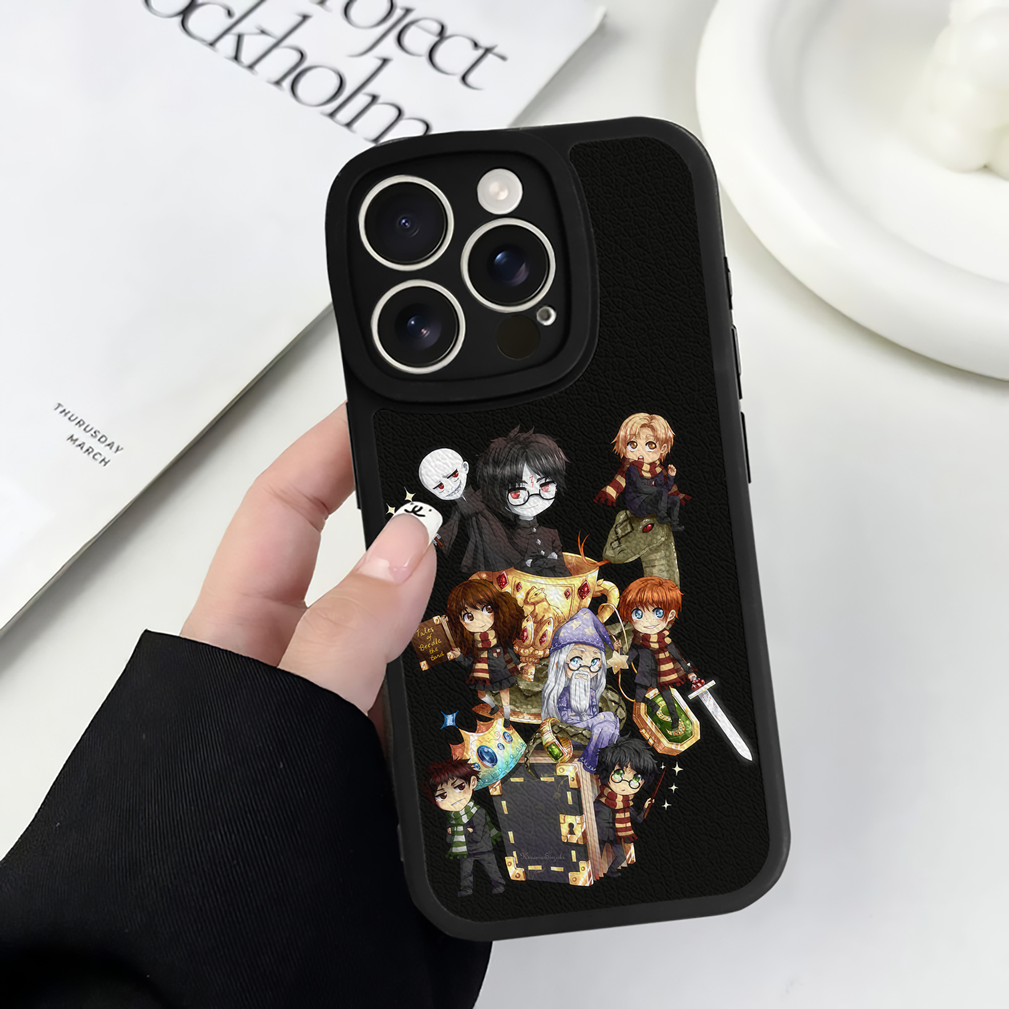 （画像用） Harry Potter ハリー・ポッターシリーズ 【iPhone 16シリーズ対応】シリコンスマホケース（レザー調） 材質：シリコン
